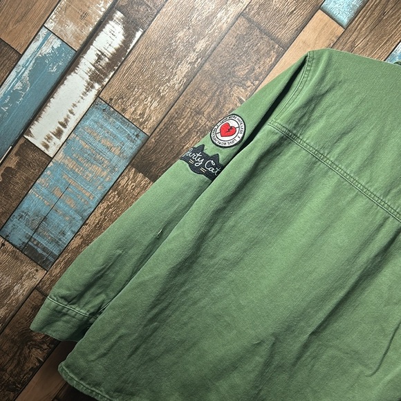 Worn in forever 21 small army jacket with patches - Picture 9 of 10